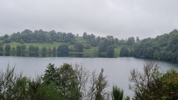 Weinfelder Maar (Totenmaar)  Kapelle und der angeschlossene Friedhof