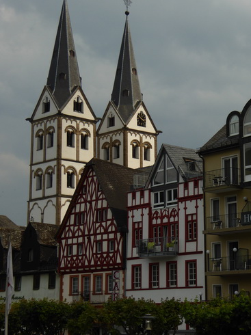 Mit dem Schiff Stolzenfels von Braubach nach  Rüdesheim   