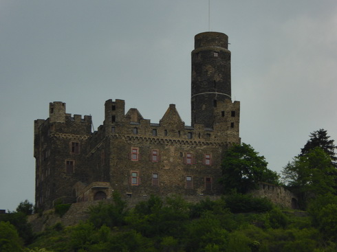 Mit dem Schiff Stolzenfels von Braubach nach  Rüdesheim   