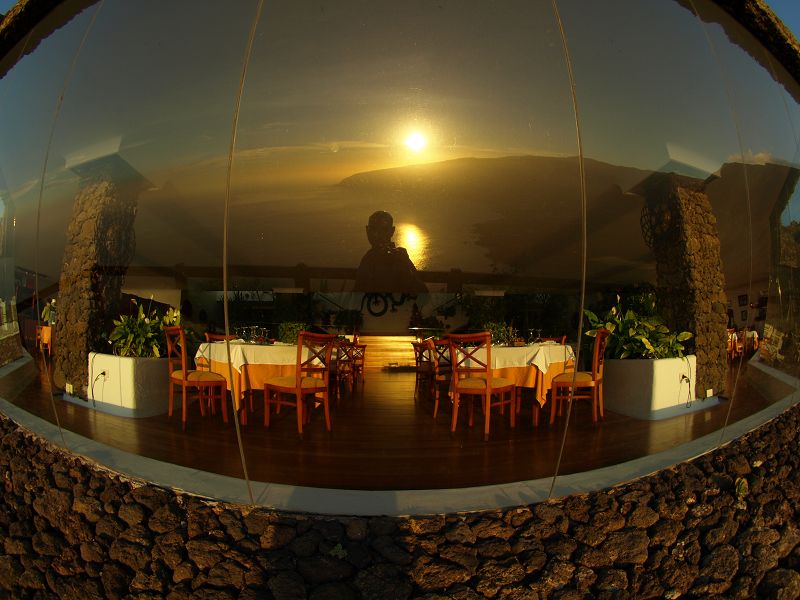 Mirador de la Pena + Pena Restaurant Gleitschirmfliegen in der Sonnendmmerung 