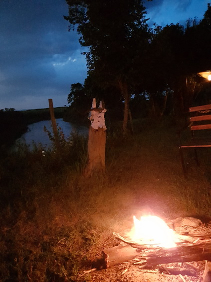 Ashnil Camp Masai Mara Kenia Sundowner