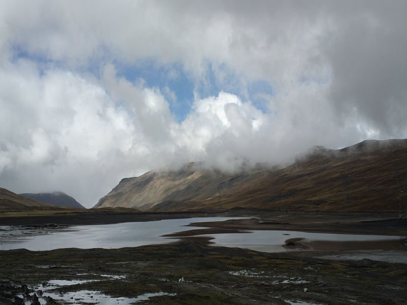 Cumbre La Paz Yungas Teufelsstrasse Carretera del diabolo nach Coroico  