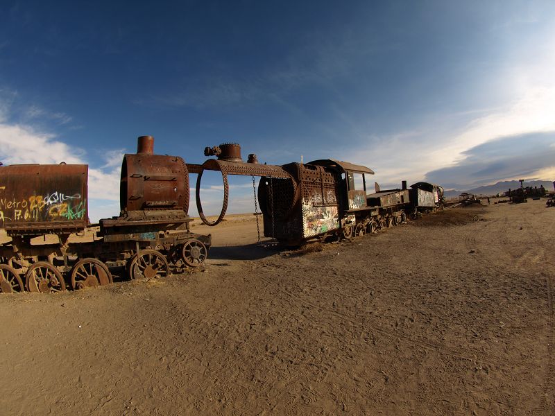 Uyuni Hotel Luna Salada Uyuni Luna Salada Eisenbahn Ferrocarril Train Cementary Oruro