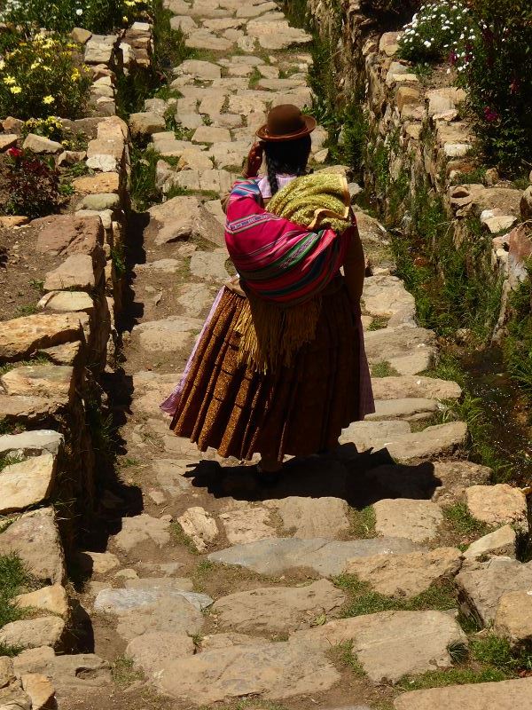 Bolivia Copacabana Lago Titikaka  Lago Titicaca Titicacasee Isla del Sol Isla de LunaBolivia Copacabana Lago Titikaka  Lago Titicaca Titicacasee Isla del Sol Isla de Luna Mujer