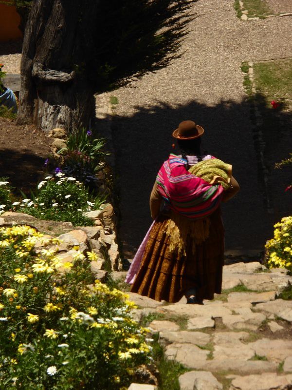 Bolivia Copacabana Lago Titikaka  Lago Titicaca Titicacasee Isla del Sol Isla de LunaBolivia Copacabana Lago Titikaka  Lago Titicaca Titicacasee Isla del Sol Isla de Luna Mujer