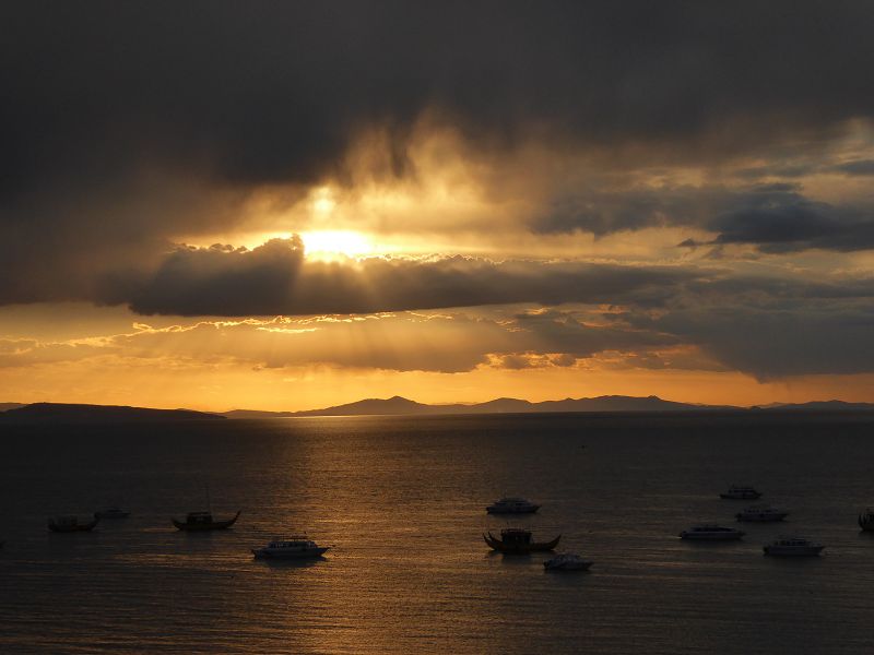 Bolivien  Copacabana  Lago Titicaca Titicacasee Cerro Calvario Porto Sundowner