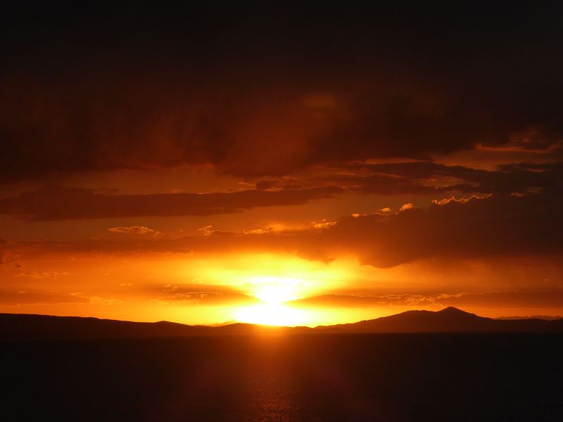 Bolivien  Copacabana  Lago Titicaca Titicacasee Cerro Calvario Porto Sundowner