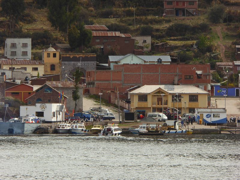 Fahrt nach Tiahuanaco Pukara Kultur  Fähre in Tiquina Bolivien  Estrecho de Tiquina Ruta National 2