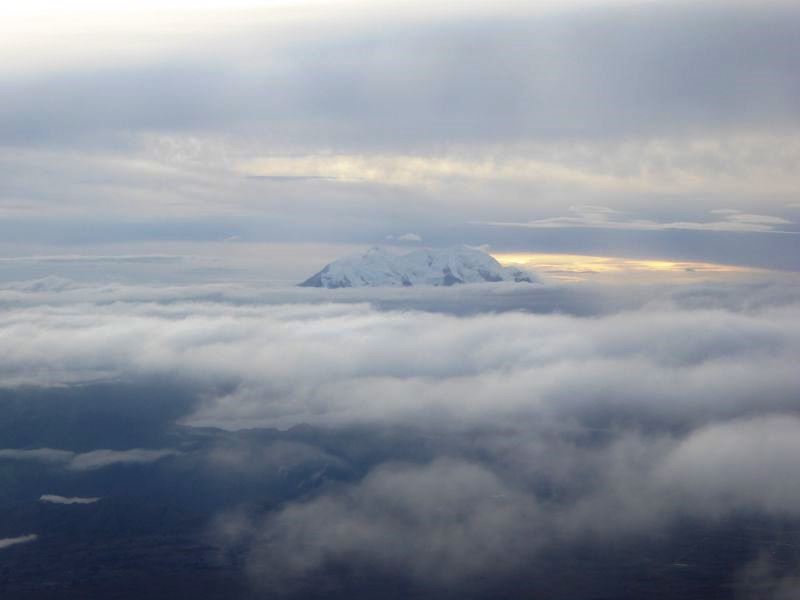 EL Alto La PaZ   Aeropuerto Internacional El Alto höchster Flughafen Flug Uyuni  Inti Illimani