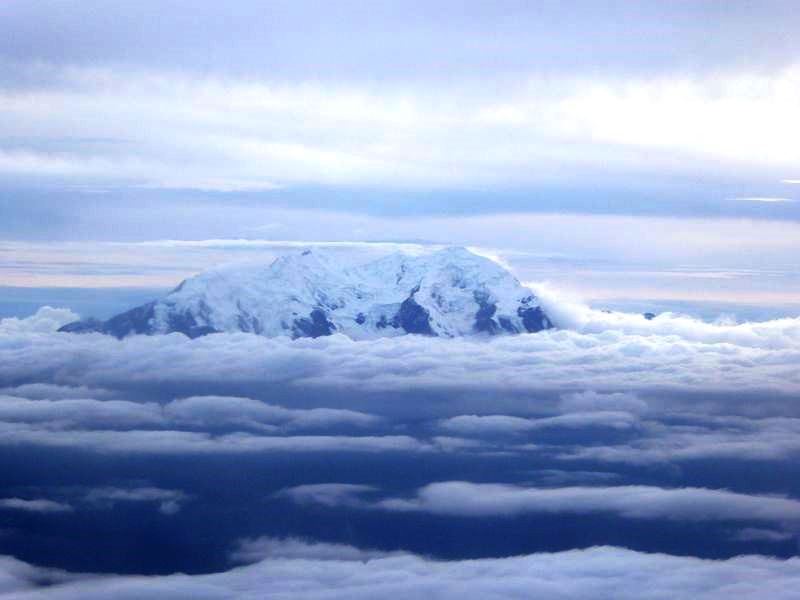 EL Alto La PaZ   Aeropuerto Internacional El Alto höchster Flughafen Flug Uyuni  Inti Illimani