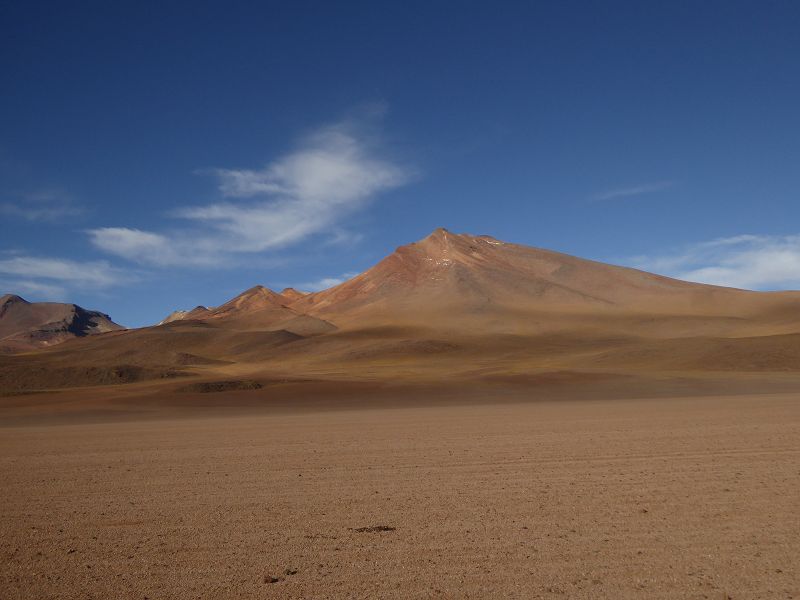 https://www.lonelyplanet.com/bolivia/los-lipez/hotels/hotel-tayka-del-desierto#ixzz3PpBkYNgl