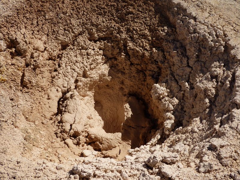 Uyuni  Bolivien Uyuni 4x4 Siloi desierto Vulcano Hot Springs  Siloi Desert