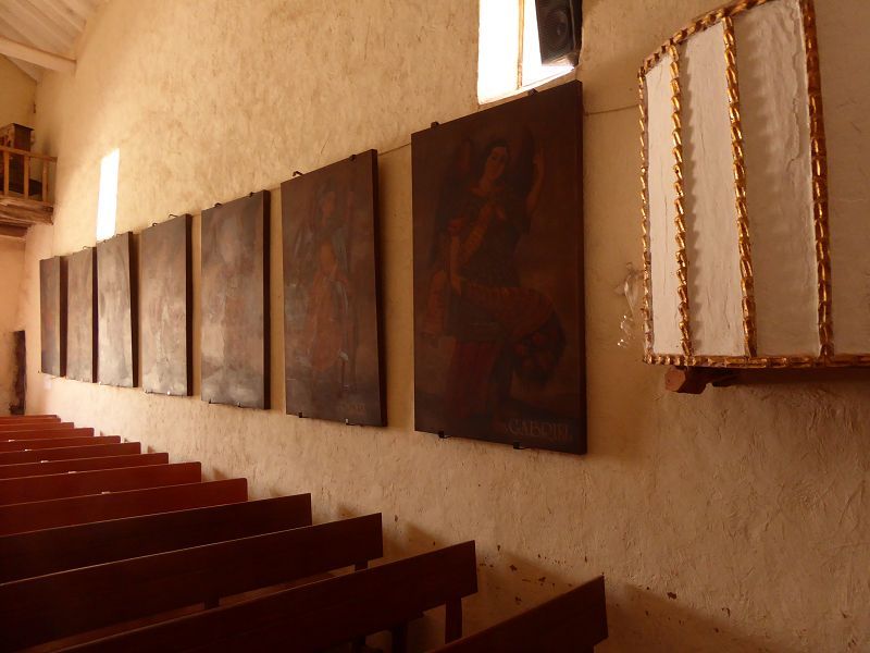 Iglesia La Raqiu Ruine  des Wiraqocha-Tempels in Raqui 12 m hohen Mauer