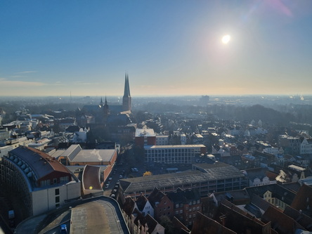 Restaurierte evangelische Kirche von 1170 mit Café und Aussichtsturm 