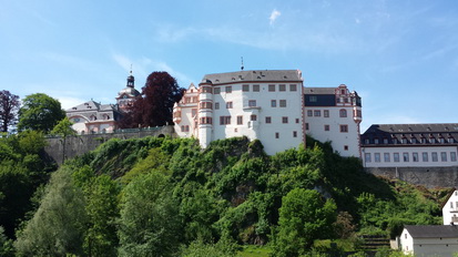 Weilburg an der Lahn Schifftunnel Schloss Kettenbrücke Rollschiff  Kanu  Löwe von Nassau 