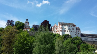 Weilburg an der Lahn Schifftunnel Schloss Kettenbrücke Rollschiff  Kanu  Löwe von Nassau 