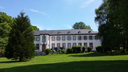 Weilburg an der Lahn Schifftunnel Schloss Kettenbrücke Rollschiff  Kanu  Löwe von Nassau 