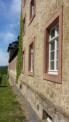 Weilburg an der Lahn Schifftunnel Schloss Kettenbrücke Rollschiff  Kanu Eisenbahn