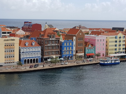 Curacao  Willemstad Knigin-Emma-Brcke