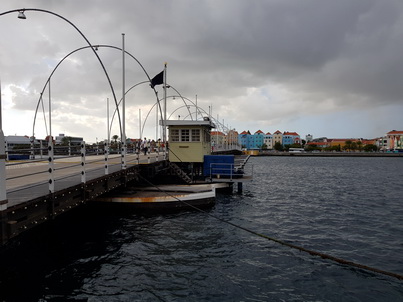 Curacao Willemstad EmmabrugCuracao  Willemstad Knigin-Emma-Brcke