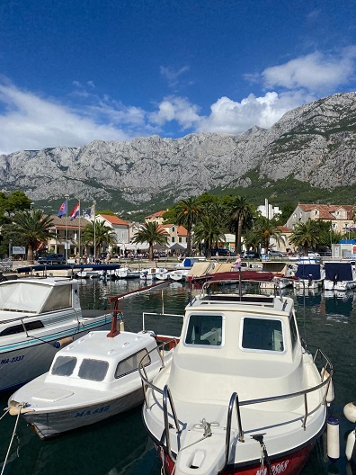 makarska marina Rent a boat 