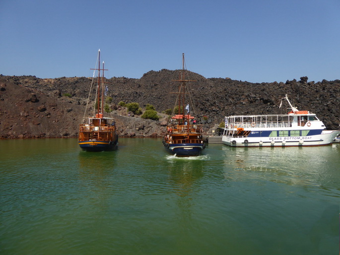 Santorini Santorin Hafen Ankerplatz Nea Kameni Vulkanwanderung 