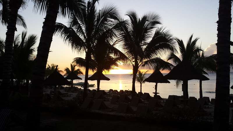 Mauritius Sundowner Le Victoria Beachcomber Hotel Mauritius