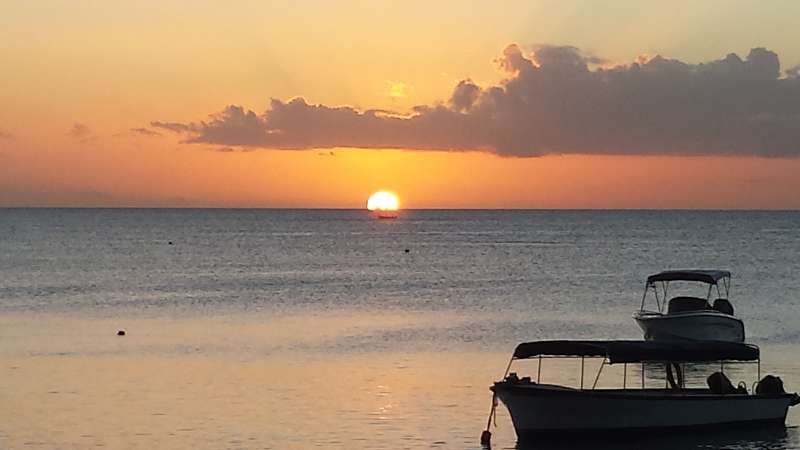 Mauritius Sundowner Le Victoria Beachcomber Hotel Mauritius