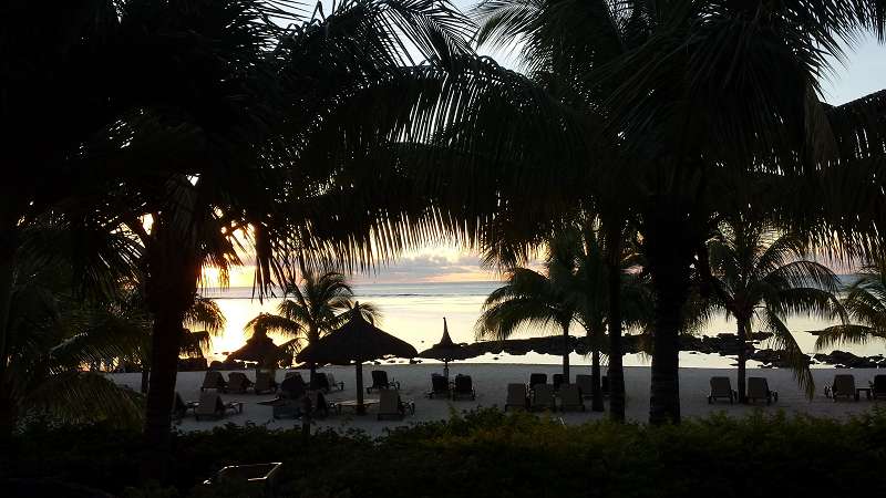 Mauritius Sundowner Le Victoria Beachcomber Hotel Mauritius