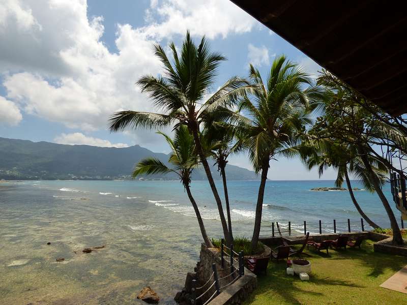 Hilton Northolme Seychelles  Hilton Northolme Seychelles  Bungalow Blick Beau Vallon 