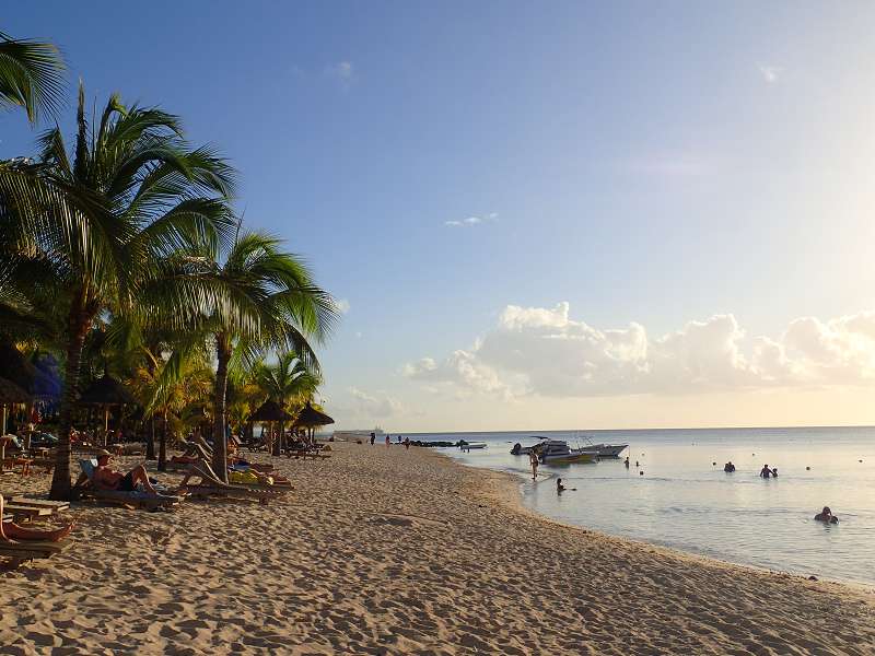 My Chair my Way my beach Mauritius Blick von Le Victoria Beachcomber Hotel Mauritius